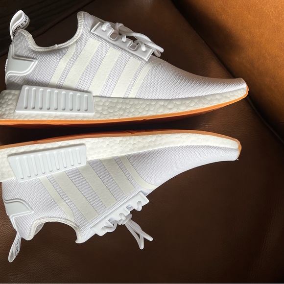 Adidas NMD_R1 PrimeBlue - Picture 5 of 12